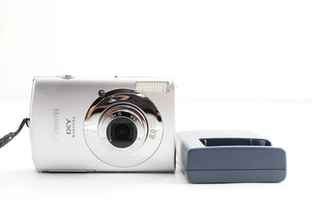 CANON IXY DIGITAL 800 IS PC1176 Silver 6MP 4x Zoom with