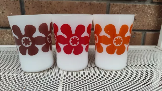 Vintage Crown Pyrex Coffee Mug Set Of 3 Flower Power Retro Cup