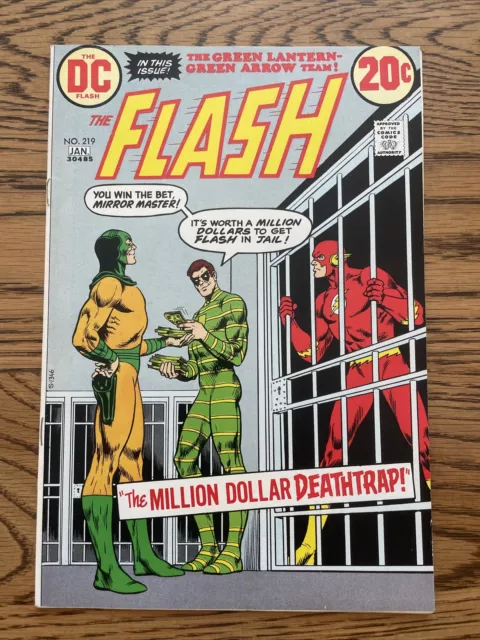 FLASH #219 (DC Comics 1973) Neal Adams Green Lantern/Green Arrow VF+