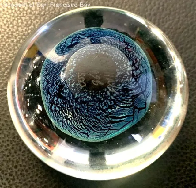 Robert Eickholt Signed Paperweight 1998 Tabletop Decorative Round Clear Blue