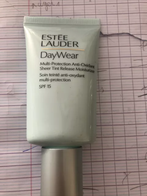 estee lauder daywear soin teinte anti oxydant 50 ml neuf vendu sans boite