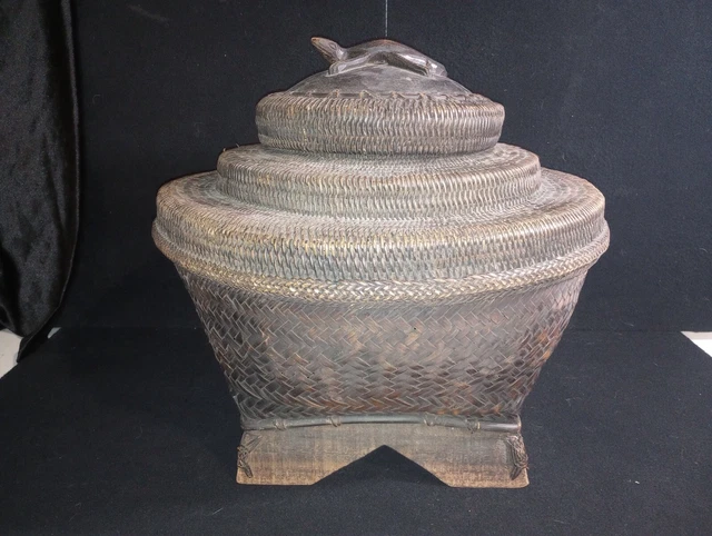 African Hand Woven Reed & Wood Covered Basket W/ Carved Lizard Finial