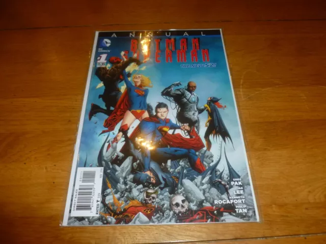 BATMAN SUPERMAN Comic - The new 52! - Annual - No 1 - Date 05/2014 - DC Comic