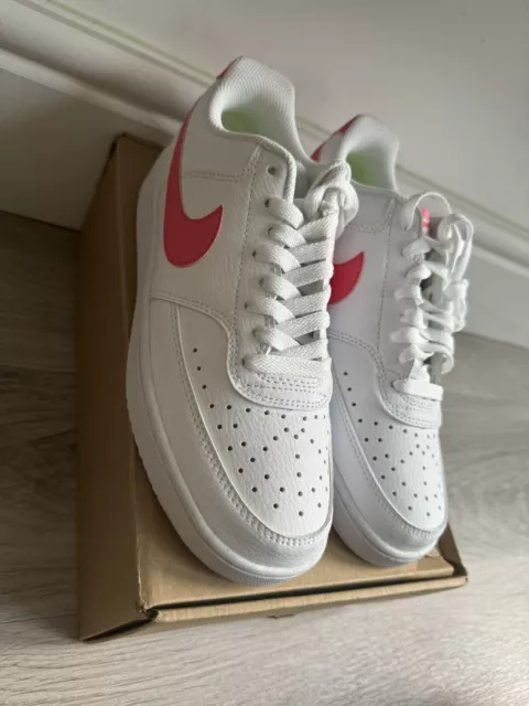 Nike white And Pink Court Borough Trainers UK6