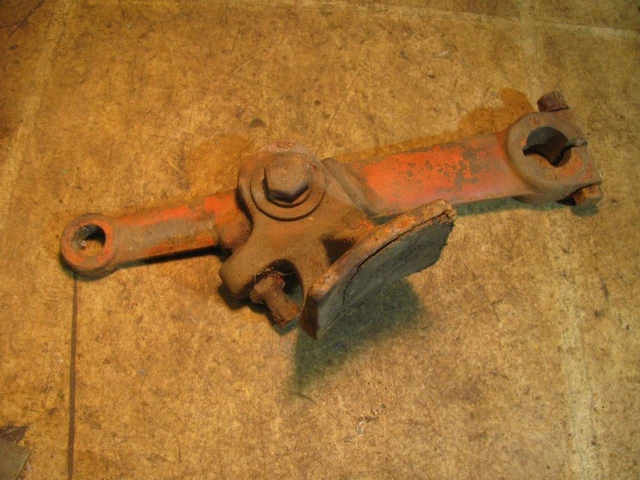 Case SC Tractor Pulley Brake Arm 05856AB 5651A