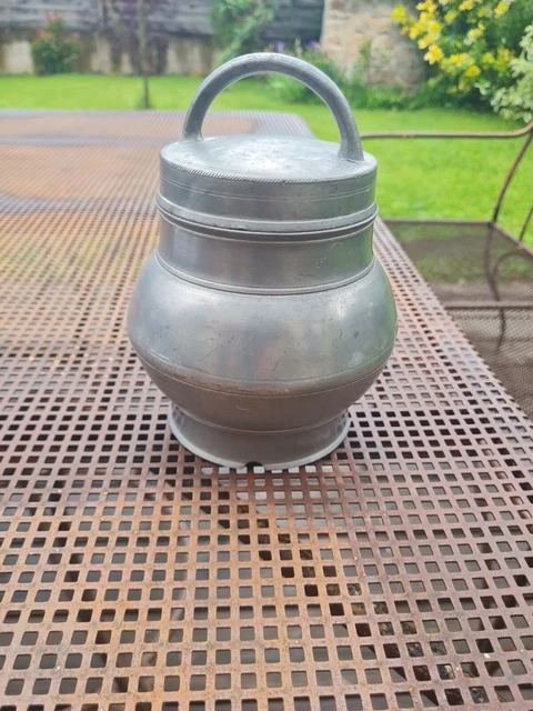 ANCIEN POT A Tabac Ou Bouillon En Etain Marque Ancienne Soleil AA ancien-pot-a-tabac-ou-bouillon-en-etain-marque-ancienne-soleil-aa