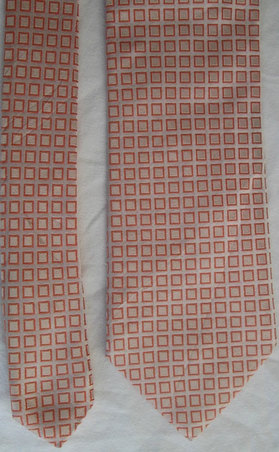 -AUTHENTIQUE cravate cravatte  HUGO BOSS   100% soie  TBEG  vintage
