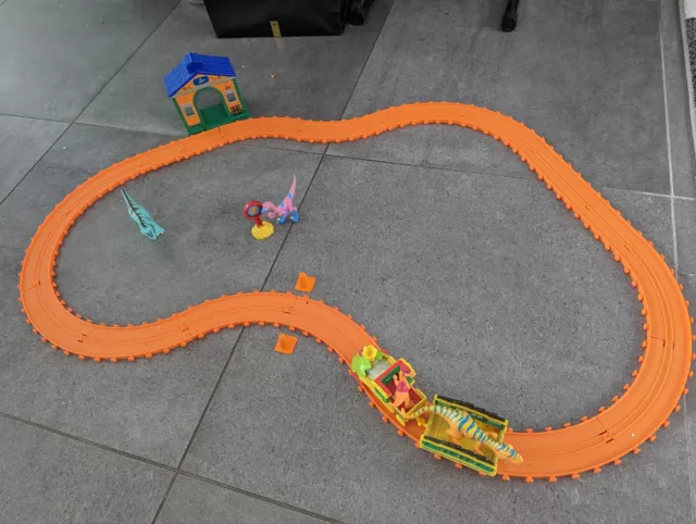 Henson Learning Dinosaur Train Circuit Train Avec Locomotive Et Figurines