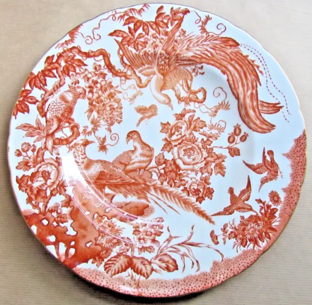 ROYAL CROWN DERBY RED AVES 10⅝" DINNER PLATES (Ref9989)
