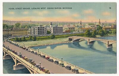 Pearl Street Bridge, Grand Rapids, Michigan ca.1930