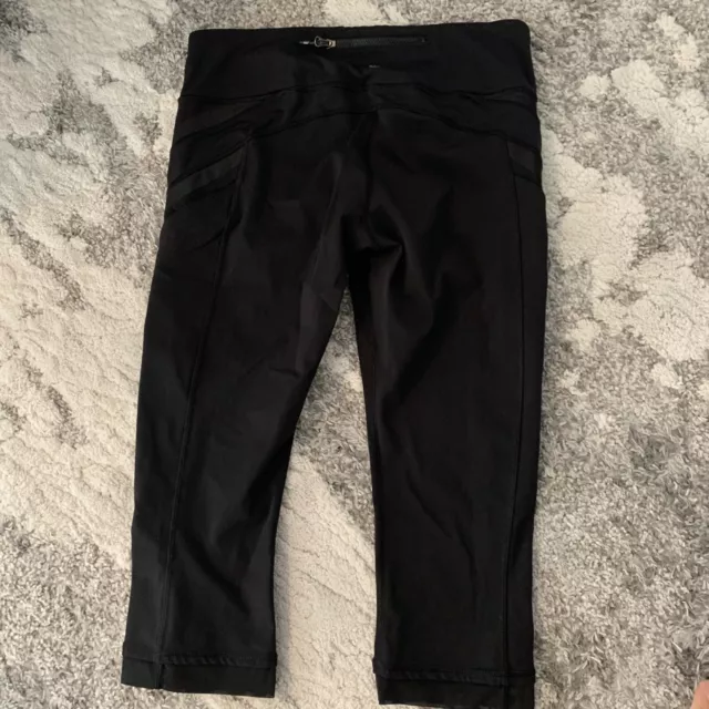 LULULEMON Tight Stuff  Sz 8 Running Compression Pockets  Crop Black Great