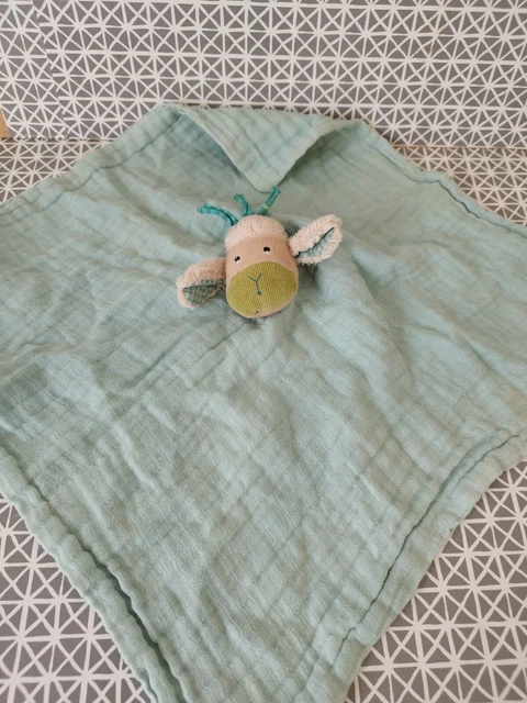 Doudou plat lange carré mouton bleu vert Les Jolis Pas Beaux  Moulin Roty
