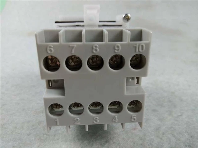 1PZ NUOVO LT4H-AC240VS-F LT4HAC240VSF ATL5187-F Panasonic PLC LT4H Timer