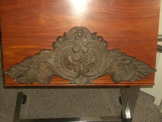 Antique Carved Salvage Wood Architectural Pediment Cornice Crown Crest 23 1/4"