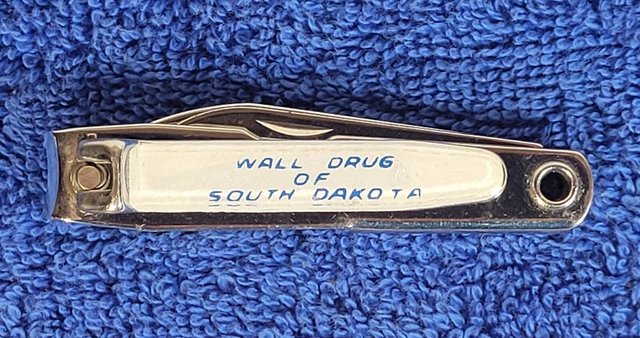 Vintage 1950s Wall Drug South Dakota Souvenir - Nail Clipper Knife Bottle Opener