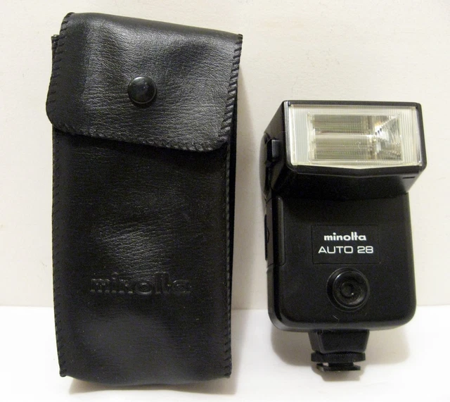 Minolta Auto 28 Electroflash with case