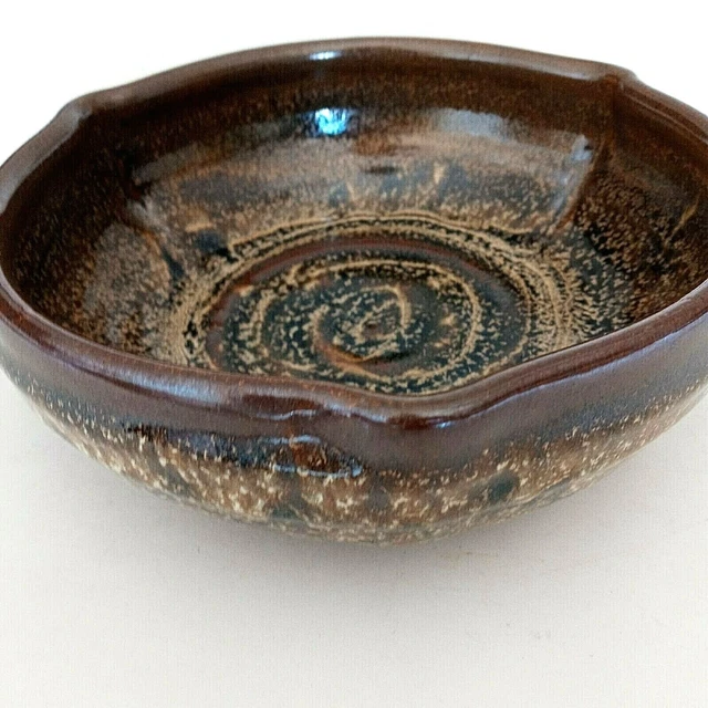 White Horse Pottery Large Brown Swirl Handmade Stoneware Bowl Trevor Picter VTG