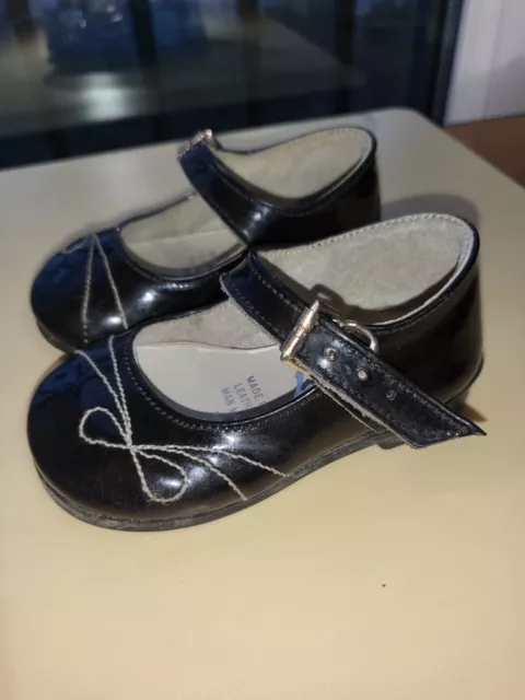 Bambole vintage 1986 compleanno in pelle nera bambino display 1a scarpe UK 2