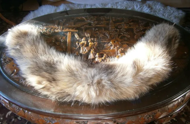 Fabulous  vtg Italian HUGE 50" long COYOTE fur collar,  thick & soft,  ex cond!