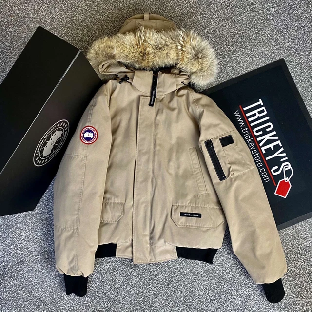 MEN S RARE CANADA Goose Chilliwack Down Jacket Size Large 500.00
