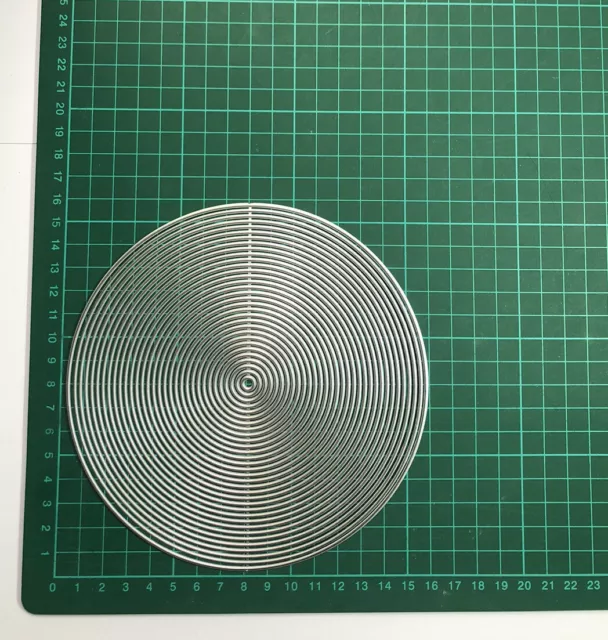 Large 31pcs Nesting Circles Die Set - Largest Die Measures 15.5 X 15.5cm