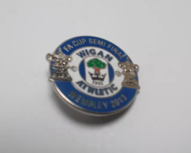 Wigan Athletic Fc - Fa Cup Semi Final 2013 Enamel Crest Badge.