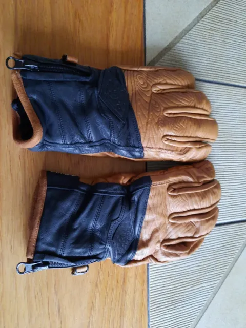 Dakine Team Phantom Eric Pollard Gore-Tex Snow Glove - Medium. Unused, RRP £90