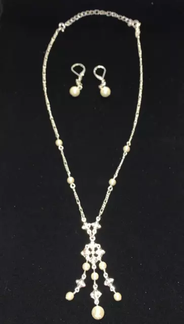 Avon Silver Tone Simple Delicacy Necklace and Earrings Gift Set Faux Pearls 3