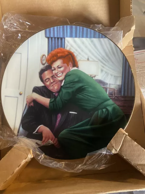 The Big Squeeze I Love Lucy 1989 Hamilton Collectors Plate Limited Edition Coa