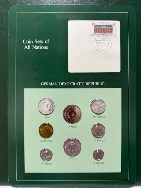 FRANKLIN MINT COINS Of All Nations 150 Countries 2 binders