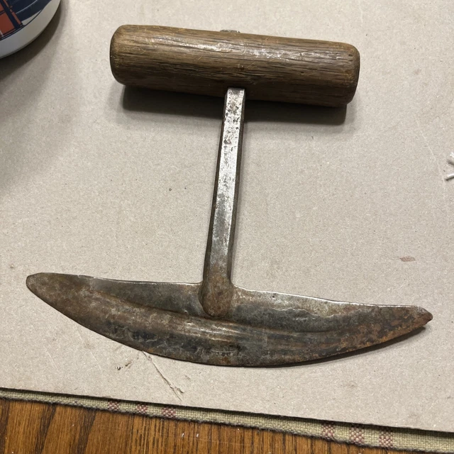 Early 18th Century Forged Iron Half Moon Food Chopper 6 By 6 Inches