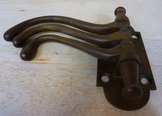 ADAMS & WESTLAKE Chicago Phila USA Antique Brass Swivel 3 Hook Bracket Hanger 10