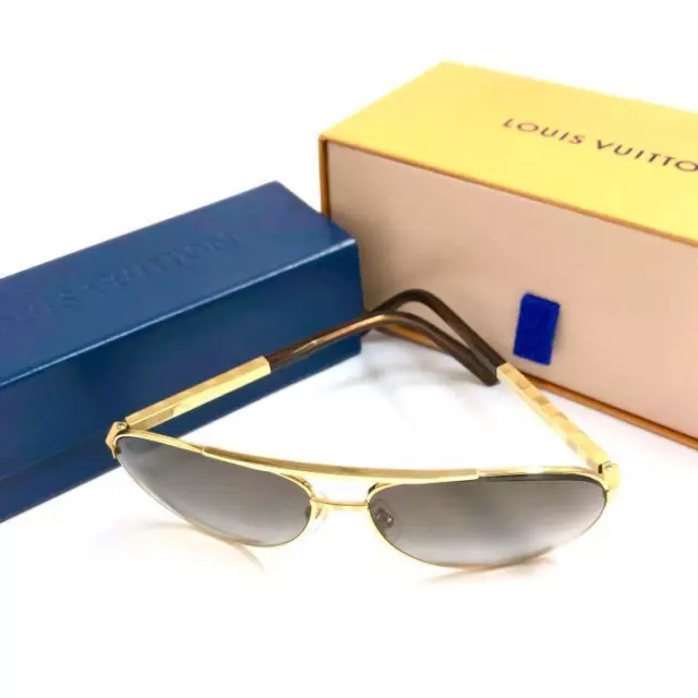 Louis Vuitton Z1620U The LV Pilot Sunglasses, Gold, One Size