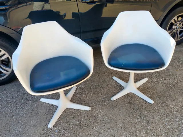 1960's Burke Tulip Shell Chairs/Armchairs 116 (2)