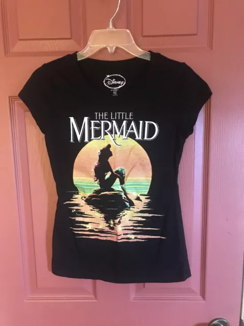 Junior Girls Disney The Little Mermaid With Big Graphic T-Shirt Size M 7/9