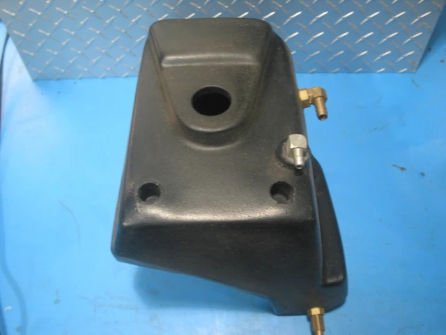 New 97-02 Buell M2 Cyclone 97-02 S3 S3T ThunderBolt Oil Tank Q0110.B