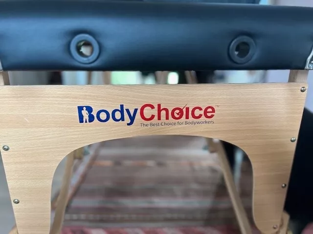 Bodychoice faltbare Massageliege, viel Zubehör, wie neu