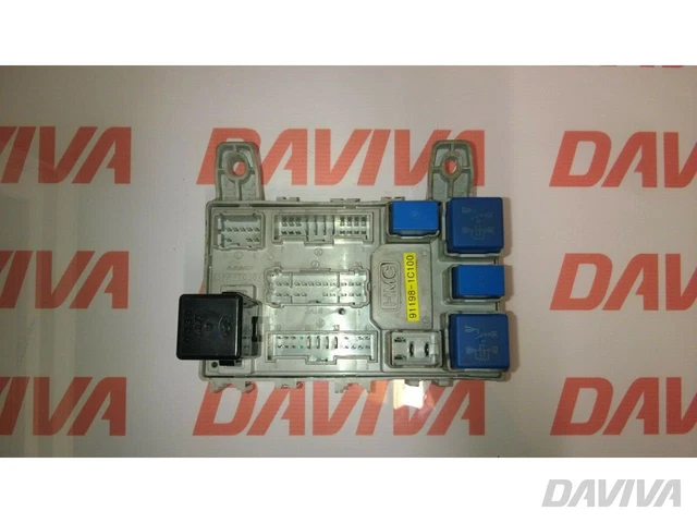 Relais Boîte à Fusibles Bisenya Compatible Mercedes E-Classe W210/S210 SLK R170/R171 - Ref OEM 2105400472