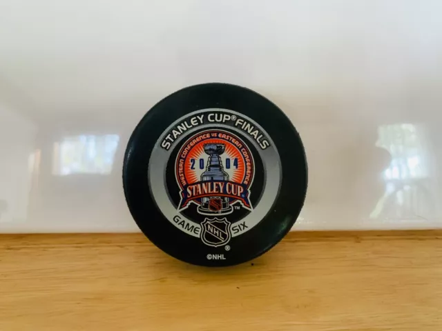 2004 Stanley Cup Finals Official Hockey Puck Game Six NHL Tampa Bay Lightning