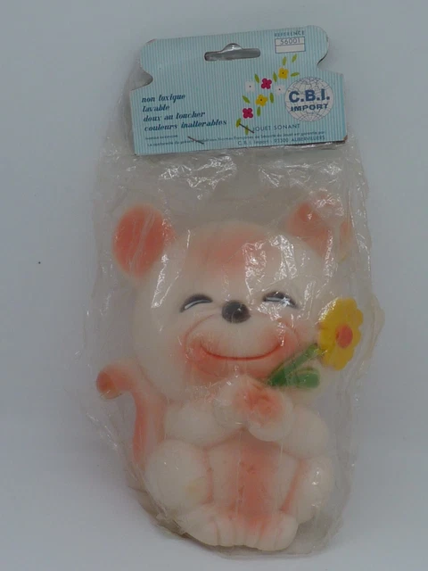 Jouet De Bazar Ancien Pouet Ours Ou Souris Avec Une Fleur