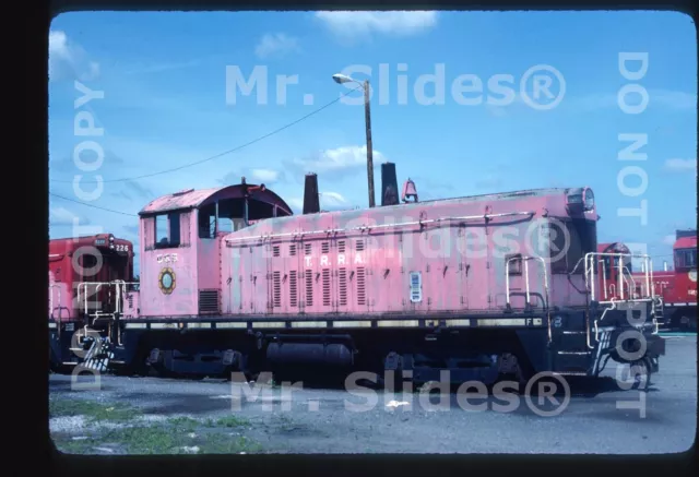 Original Slide TRRA Terminal Railroad Association NW2 565 Brooklyn IL 1983