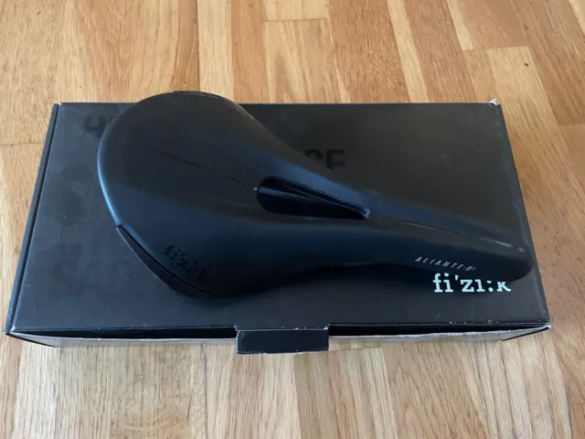 Fizik Aliante R3 offen schwarz - normale Breite. Kiumschienen.