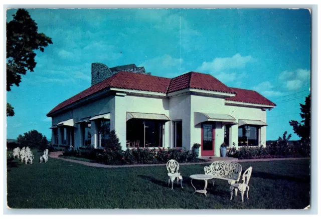 c1960's Dee's Nob Hill Restaurant Bar Cocktail Lounge Madison WI Postcard