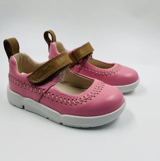 Nuove con scatola Clarks First Shoes Trigenic ""Atlas"" rosa pelle scarpe leggere UK4,5F