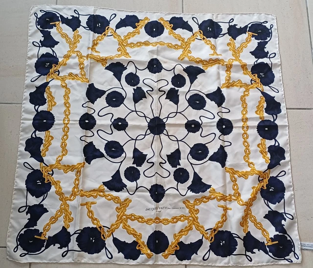 Foulard En Soie Jean Jacques - Couleur Rose Crème - Occasion - Accessoire Femme Vintage