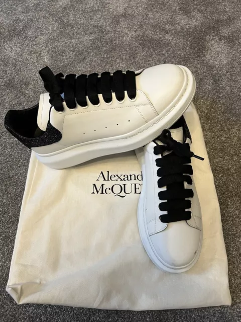 SIZE 9 Alexander McQueen Oversized Sneaker White Black Glitter 150.00 PicClick UK