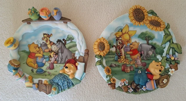 Vintage Disney Winnie The Pooh 'Pooh's Sweet Dreams' Wall Plates (circa 1990's)