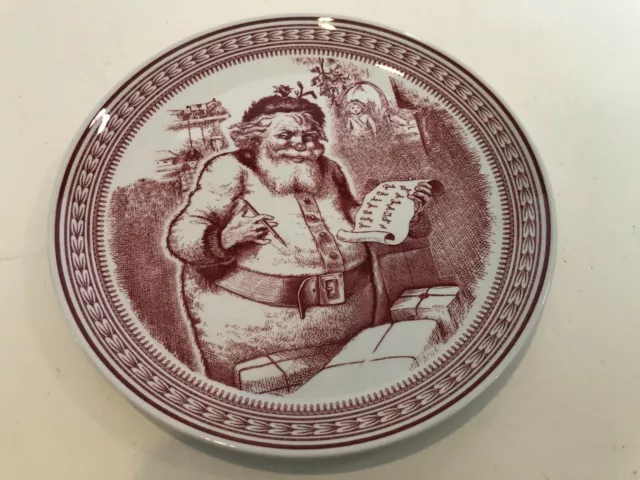 Spode Williams Sonoma Saint Nick Red Plate, Santa Christmas, England, 8 3/8" Dia