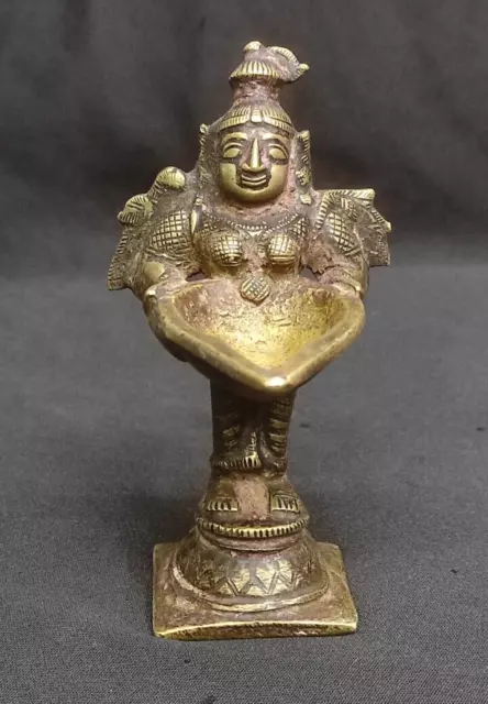 Antique Brass Indian Traditional Hindu Ritual Deeplakshmi Lamp