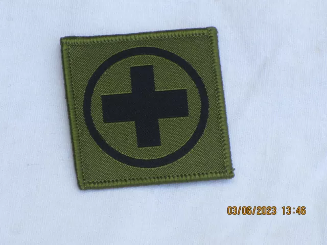 MEDIC, Medical Unit ID Patch, Klettverschluß,schwarz/oliv,50x50mm,British Army